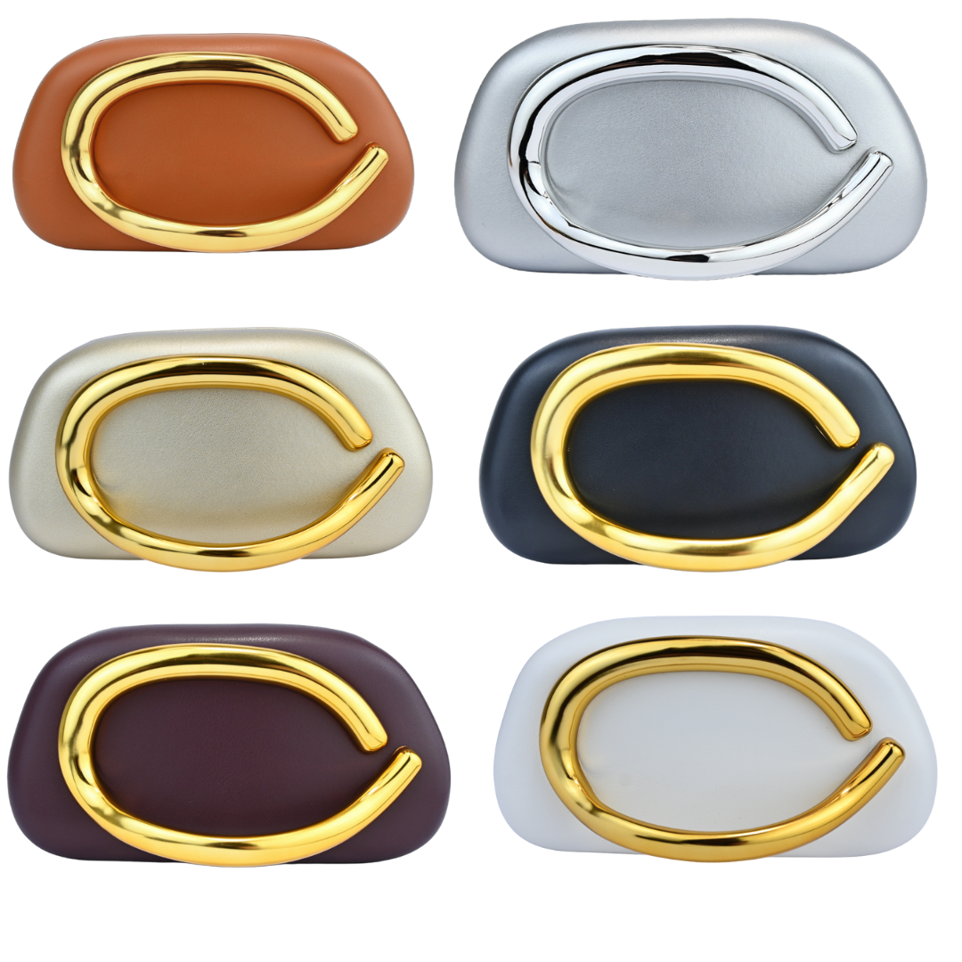 Bolsa Feminina com Detalhe Metálico Premium