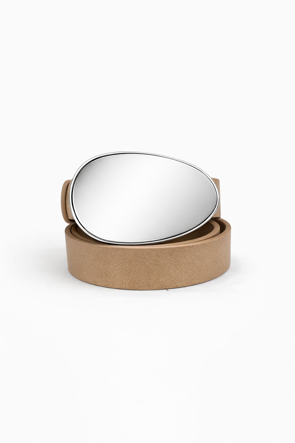 Cinto Feminino Com Fivela Oval Prateada