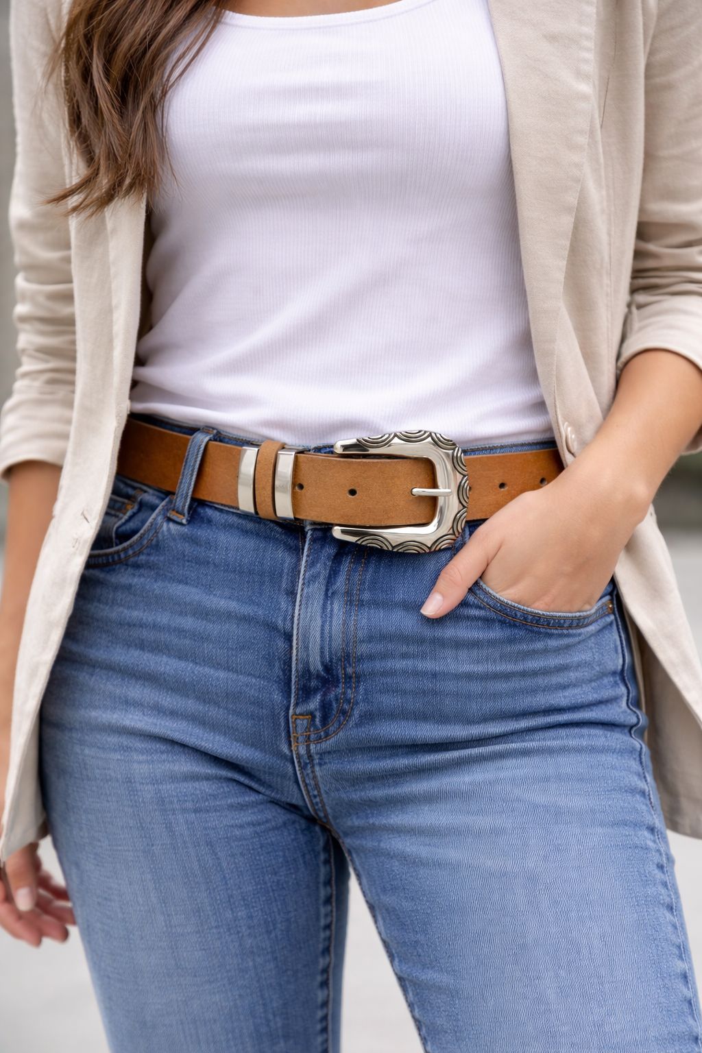 Cinto Feminino com Fivela Trabalhada Prata