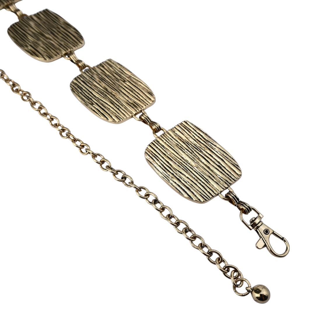 Cinto Feminino Metalizado com Placas Quadradas Texturizadas