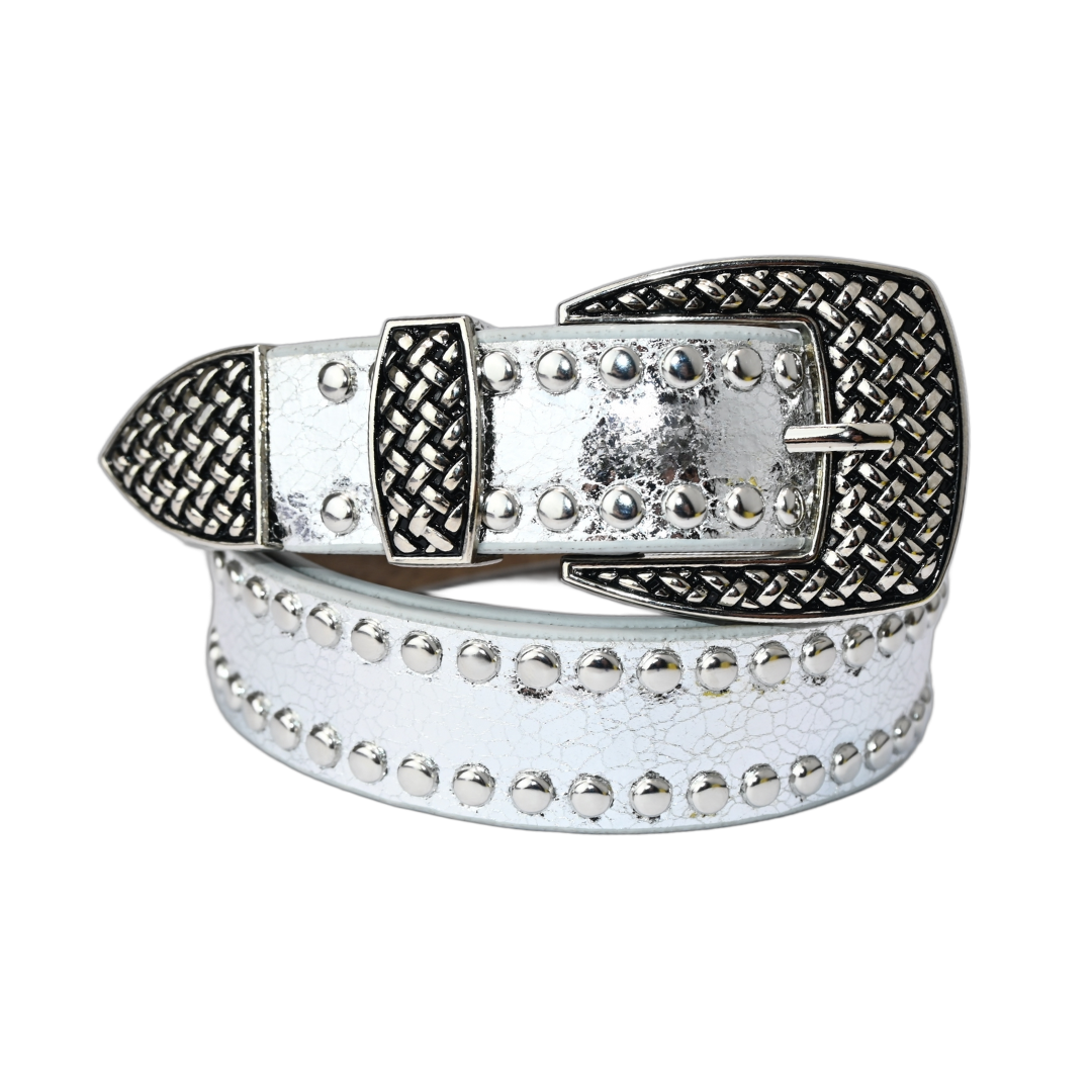 Cinto Feminino com Tachas e Fivela Trabalhada